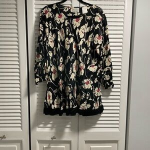 Black And White Floral Print Tunic